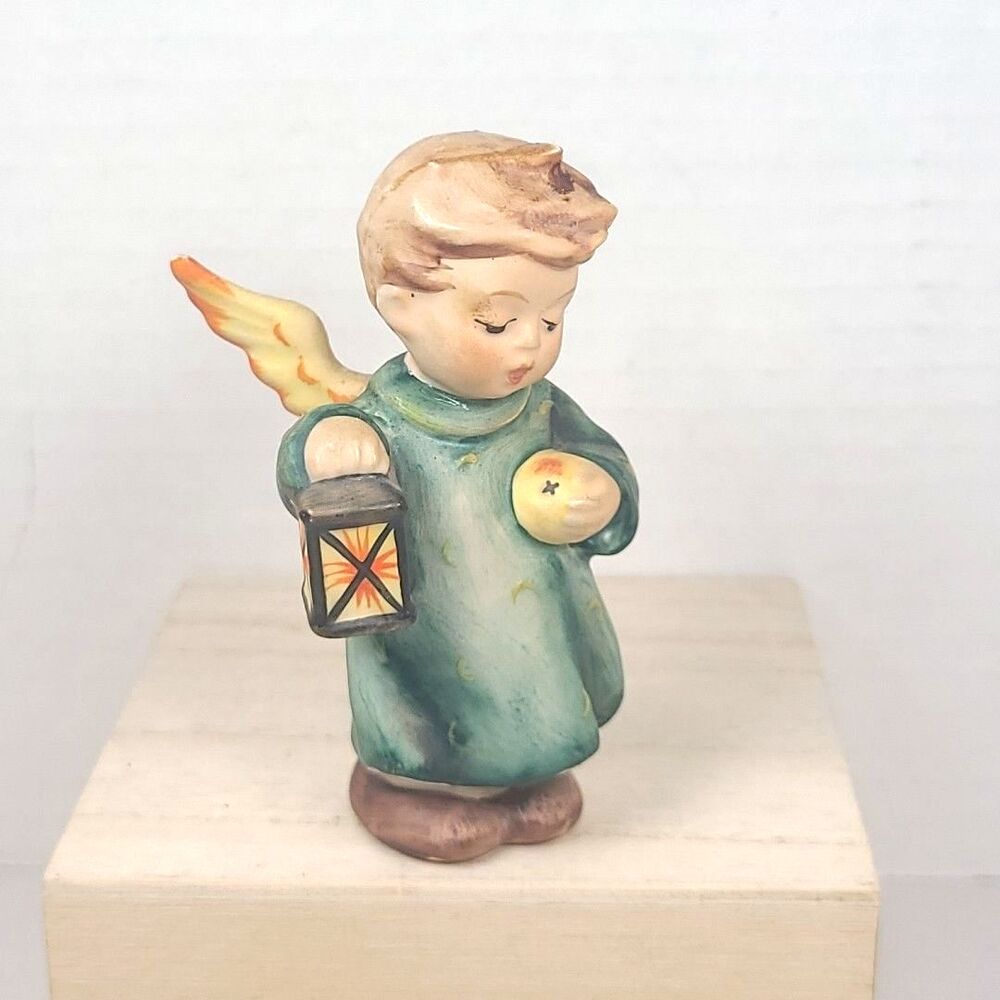 Hummel Figurine #214 Goodnight W Germany 3 1/4" Angel w Lantern